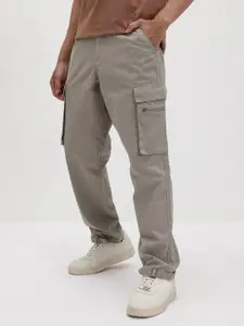Roadster Men Cargos Trousers