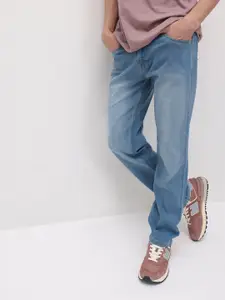 The Roadster Life Co. Men Regular Fit Mid-Rise Light Fade Stretchable Jeans