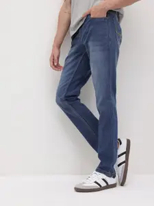 The Roadster Life Co. Men Mid-Rise Light Fade Slim Fit Stretchable Jeans