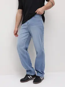 The Roadster Life Co. Men Relaxed Fit Mid-Rise Light Fade Stretchable Jeans