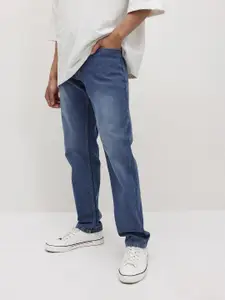 The Roadster Life Co. Men Mid-Rise Light Fade Relaxed Fit Stretchable Jeans