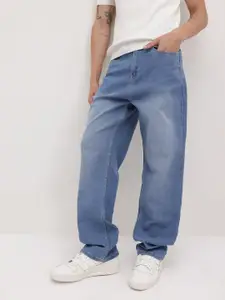 The Roadster Life Co. Men Mid-Rise Light Fade Stretchable Relaxed Fit Jeans