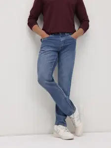 The Roadster Life Co. Men Slim Fit Mid-Rise Light Fade Stretchable Jeans