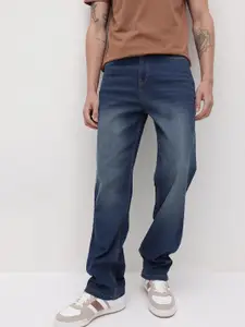 The Roadster Life Co. Men Mid-Rise Relaxed Fit Light Fade Stretchable Jeans