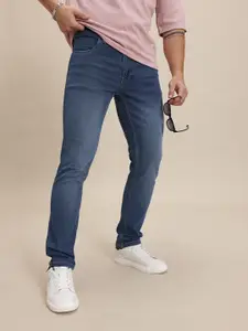 The Roadster Life Co. Men Slim Fit Mid-Rise Light Fade Stretchable Jeans