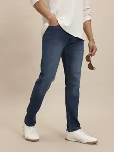 The Roadster Life Co. Men Slim Fit Mid-Rise Light Fade Stretchable Jeans