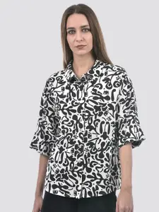 ONLY Women Spread Collar Abstract Printed Casual Shirt