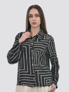 ONLY Women Spread Collar Geometric Printed Casual Shirt