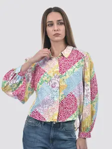 ONLY Women Spread Collar Abstract Printed Casual Shirt