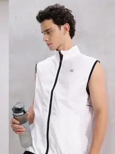 HRX by Hrithik Roshan Lightweight Packable Rapid-Dry Running Jacket