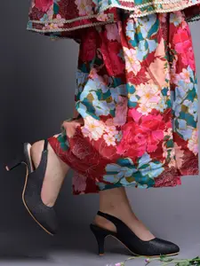 DressBerry Women Pointed Toe Sandals