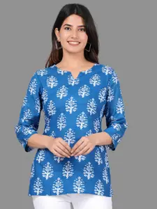 SANGOURI Women Floral Printed Sweetheart Neck Viscose Rayon Ethnic Short Kurti