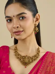 Kushal's Fashion Jewellery Ruby-Green Gold-Plated Stone Studded & Beaded Antique Necklace