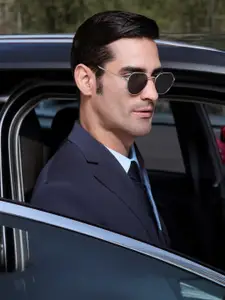 HASHTAG EYEWEAR Men Oval Sunglasses with Polarised and UV Protected Lens ICE-S2332-C1