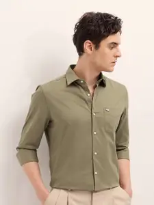THE BEAR HOUSE Men Spread Collar Solid Cotton Casual Shirt