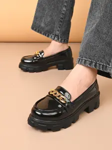XE Looks Women Loafers