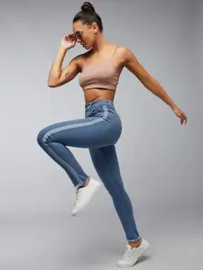 DOLCE CRUDO Women Skinny Fit High-Rise Light Fade Stretchable Jeans