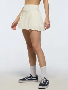 Cava Ivory Plie Pleated Skort