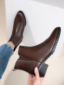 The Roadster Lifestyle Co Women Block-Heeled Casual Boots