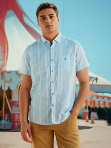 Louis Philippe Sport Men Slim Fit Opaque Striped Casual Shirt