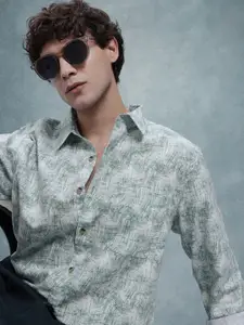 R.Code by The Roadster Life Co. Geometric Printed Casual Shirt