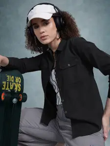 The Roadster Lifestyle Co. Solid Pure Cotton Casual Shirt with Flap Pockets