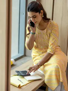 Libas Women Leheriya Printed Thread Work Kurta