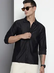 The Indian Garage Co. Relaxed Fit Self Design Textured Casual Shirt