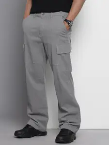 The Indian Garage Co Men Geometric Printed Cargos Trousers