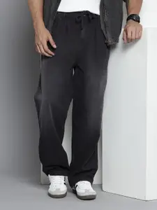 The Indian Garage Co Men Pleated Relaxed Fit Pure Cotton Jeans