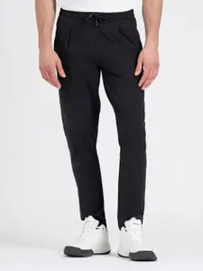 Red Tape Men Solid Straight Fit Activewear Stretchable Track pants