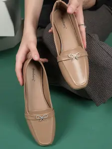 DressBerry Women Embellished Fashion with Bows Flats