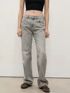 MANGO Women Straight Fit Light Fade Pure Cotton Jeans