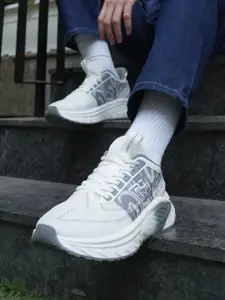 Red Chief Men Mesh Running Non-Marking Shoes