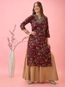 Globus Scalloped Embroidered V-Neck Gold Foil Paisley Print Chanderi Festive Kurta