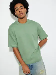 MAX URB_N Men Solid Oversized T-shirt