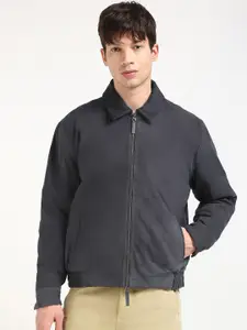 Calvin Klein Jeans Men Spread Collar Solid Casual Tailored Jacket