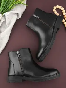 The Roadster Lifestyle Co Women Round Toe Block-Heeled Regular Boots