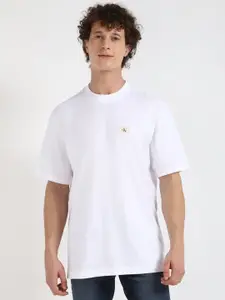 Calvin Klein Jeans Men Solid Round Neck Cotton T-shirt