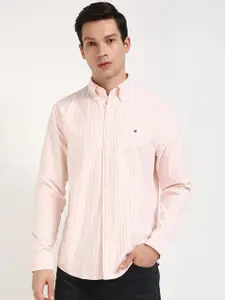 Tommy Hilfiger Men Button-Down Collar Vertical Striped Cotton Casual Shirt