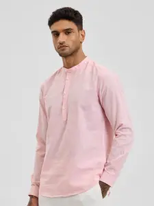 Snitch Men Smart Band Collar Textured Cotton Casual Shirt