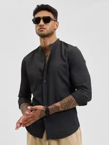 Snitch Men Smart Band Collar Textured Casual Shirt