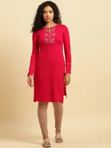 W Magenta Floral Embroidered Keyhole Neck Knitted Straight Kurta