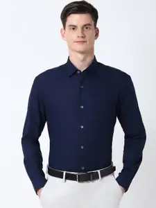 Peter England Elite Men Spread Collar Horizontal Striped Cotton Slim Fit Formal Shirt