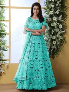 APNISHA Women Floral Embroidered Fit & Flare Maxi Dress