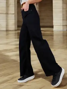 DOLCE CRUDO Women Wide Leg High-Rise Heavy Fade Stretchable Jeans