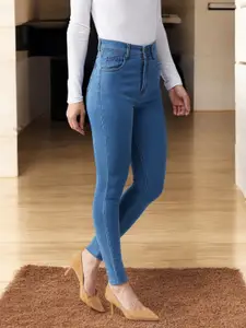 DOLCE CRUDO Women Skinny Fit High-Rise Light Fade Stretchable Jeans