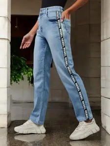 DOLCE CRUDO Women Slim Fit High-Rise Light Fade Stretchable Jeans