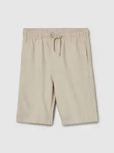 max Boys Regular Fit Mid-Rise Cotton Shorts