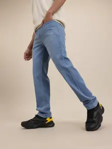 The Roadster Life Co. Men Regular Fit Mid-Rise Light Fade Stretchable Jeans